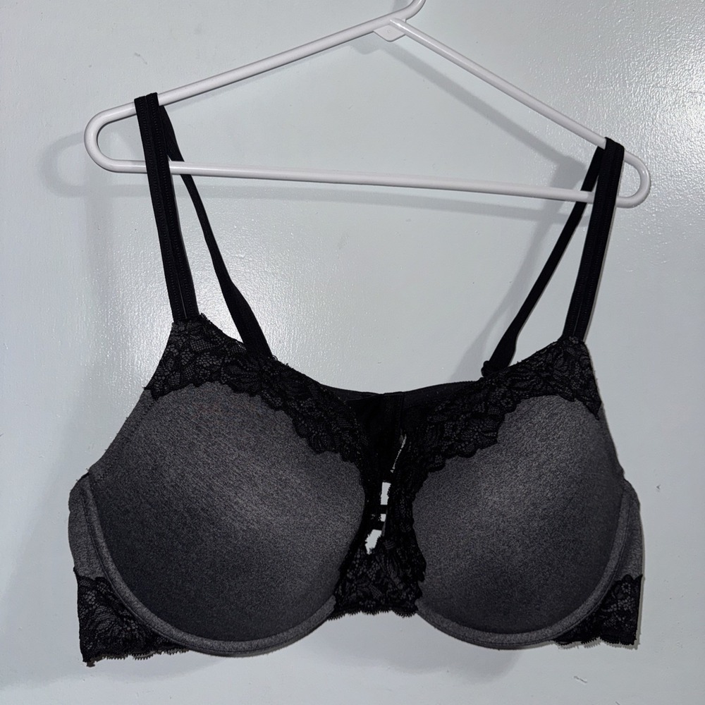 TORRID CURVE 48C GRAY MICROFIBER BLACK LACE XO PLUNGE BRA